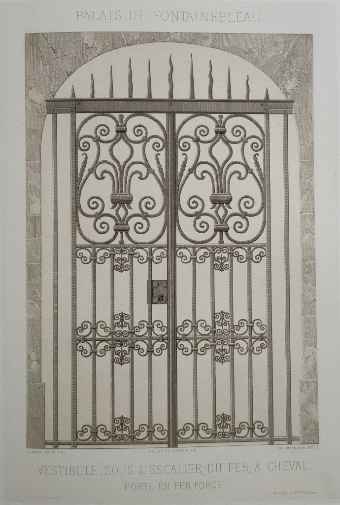 Pfnor Monographie Palais Fontainebleau : Vestibule sous l'escalier du fer à cheval, grille en fer forgé